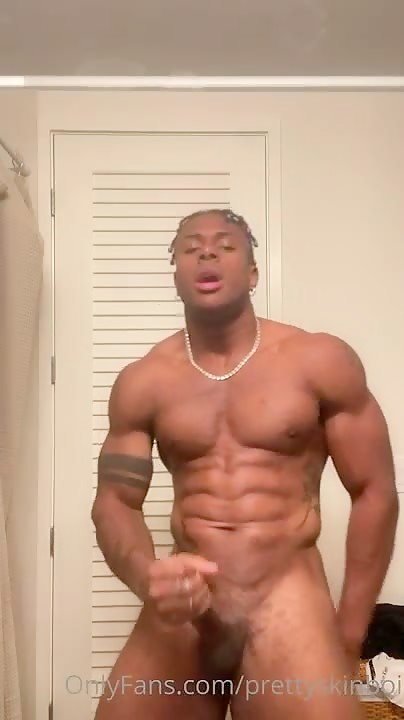 Hot muscled and hung Siah Artis makes his cock blow twice in less than 1 minute