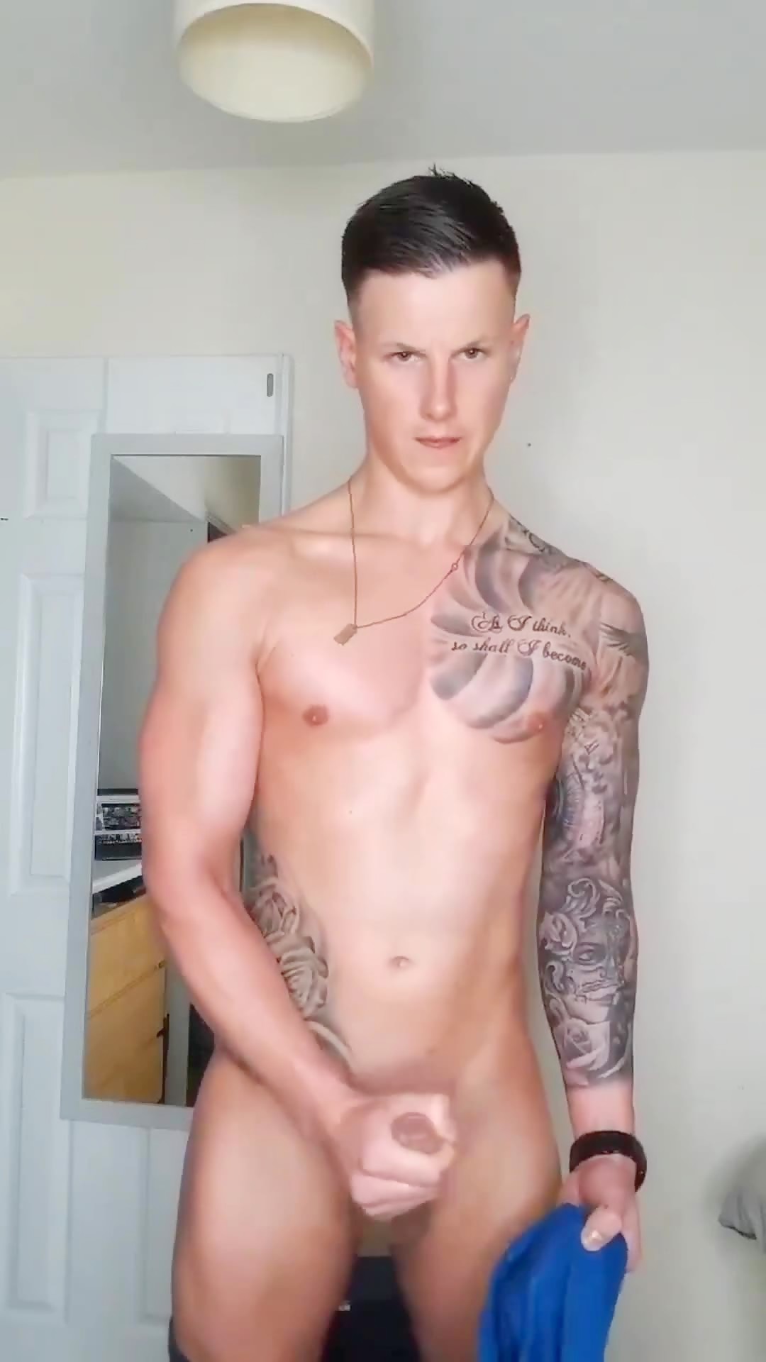 White guy with tattoos huge load