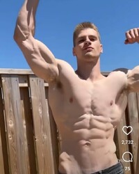 photo-thumb