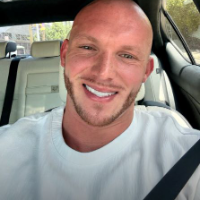 WhiteRhino6734's Avatar