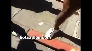 HOT EXHIBITIONIST SQUIRTS IN FRONT OF TOURISTS