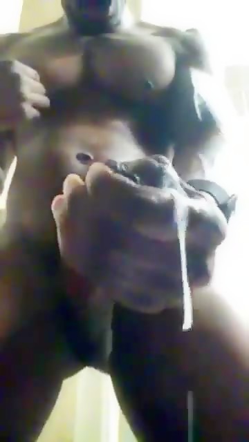 Super hung black muslceboy