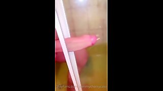 XXXL fuck the shower