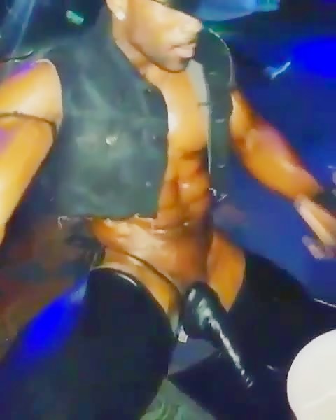 Jeremy Williams aka Jaye Hardbody Dance