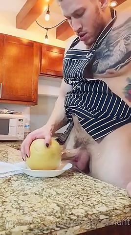 OF Alejandro Belmot fcks cantaloupe