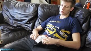 Hung aussie skater guy