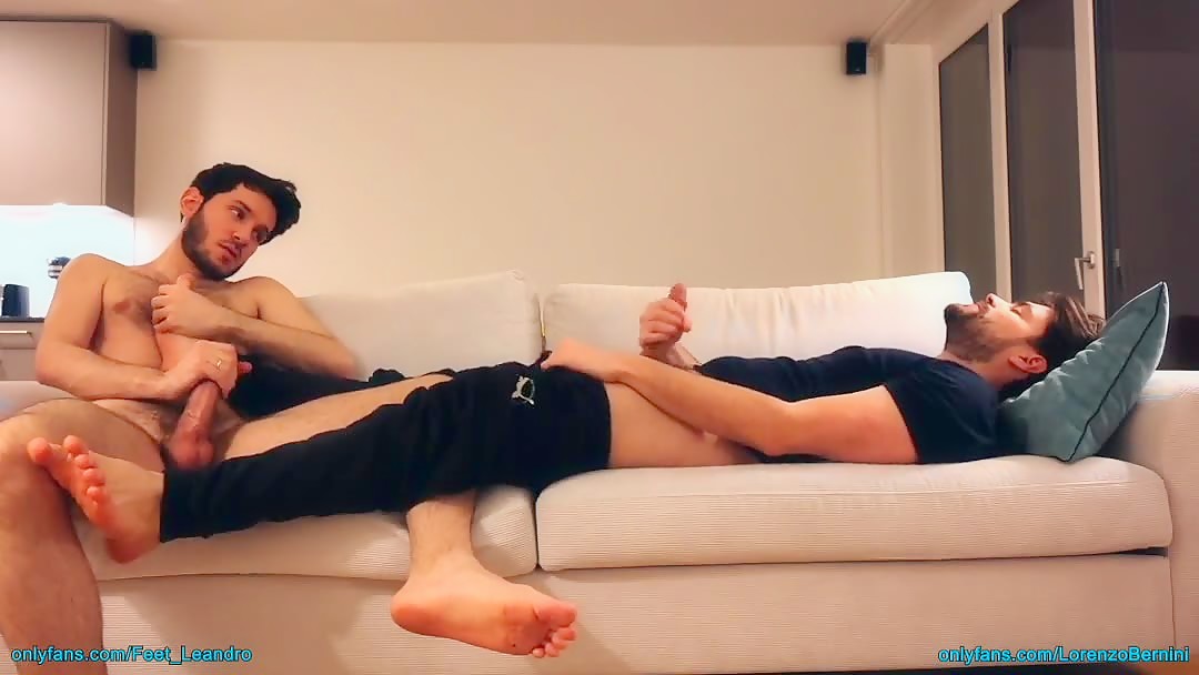 Massaging my friend’s feet and jerking off together