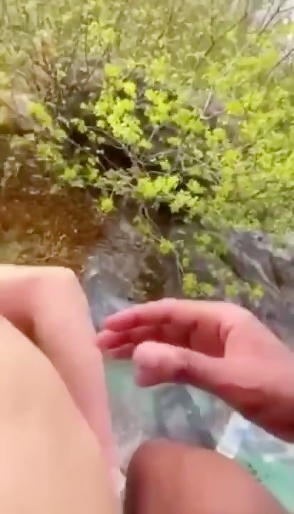 Thumb 6