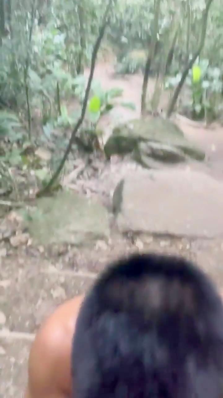 Thumb 10