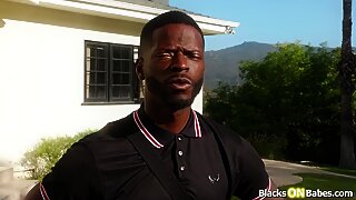 Petite blonde fucked by bbc and squirted