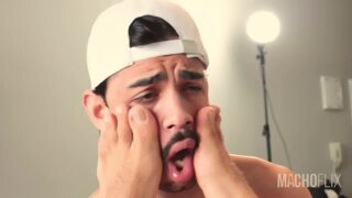 Thumb 4
