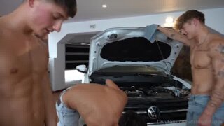 Smooth Italian Studs Play on Car