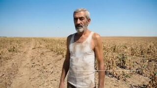 2 grecs démonte le touriste !!!