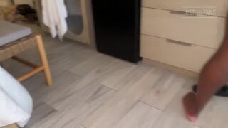 Thumb 10